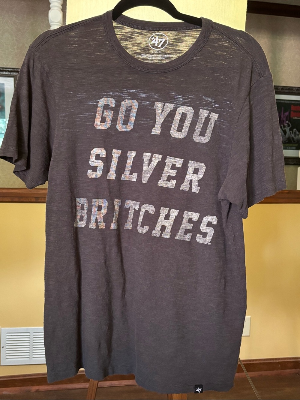 47 Brand Dark Charcoal Short-Sleeve Graphic Tee - Silver Lettering